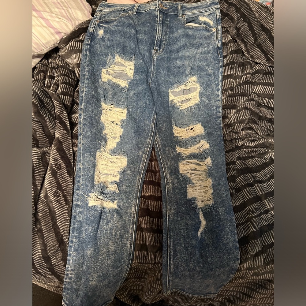 American Eagle Stretch Mom Jean